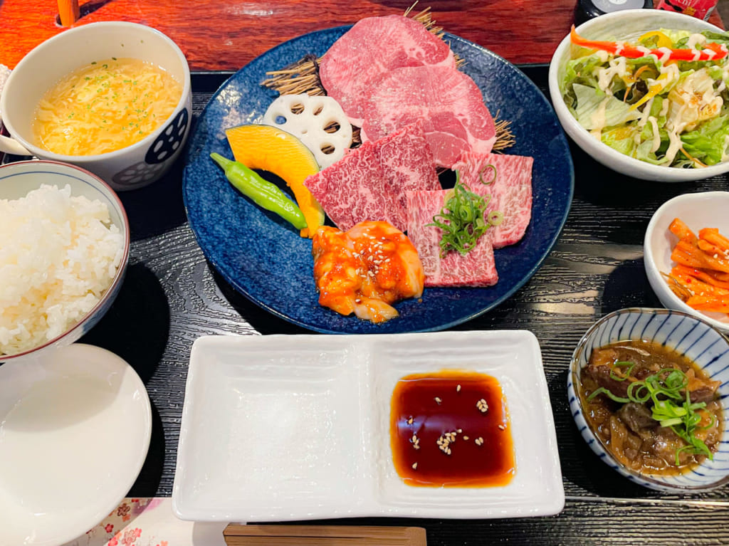 まつ屋焼肉ランチ