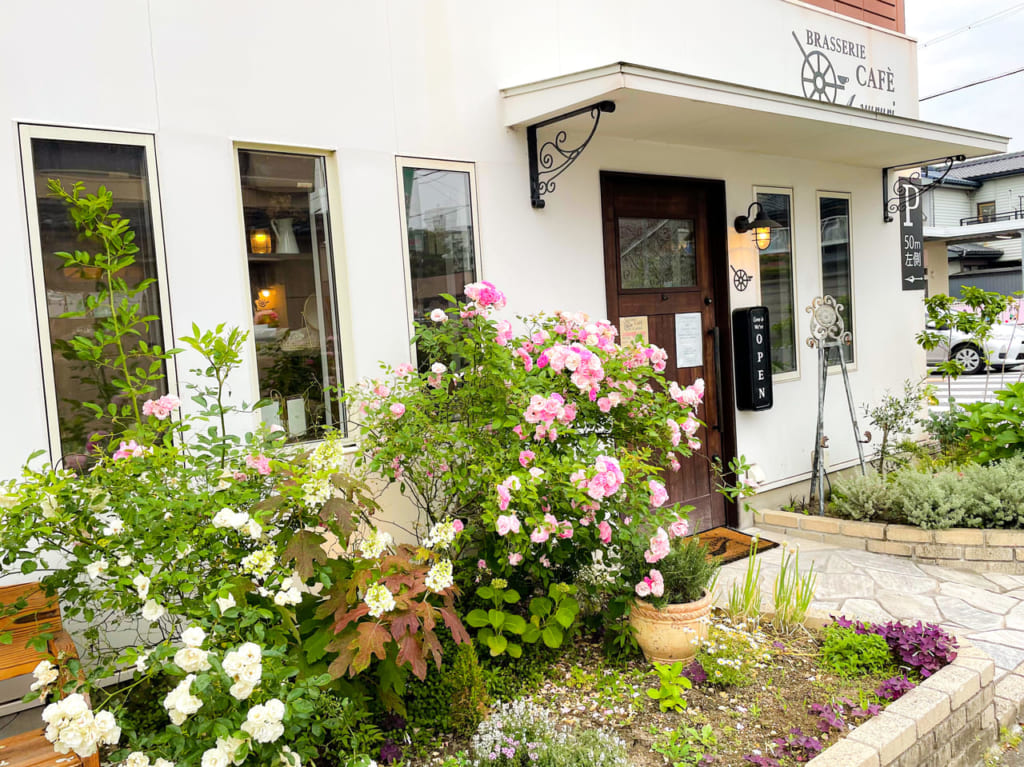 BRASSERIE CAFE A.yururi